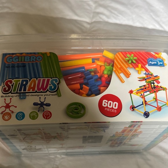 gg11Bro Other - 600-Piece Straw Building Set - Multicolor
